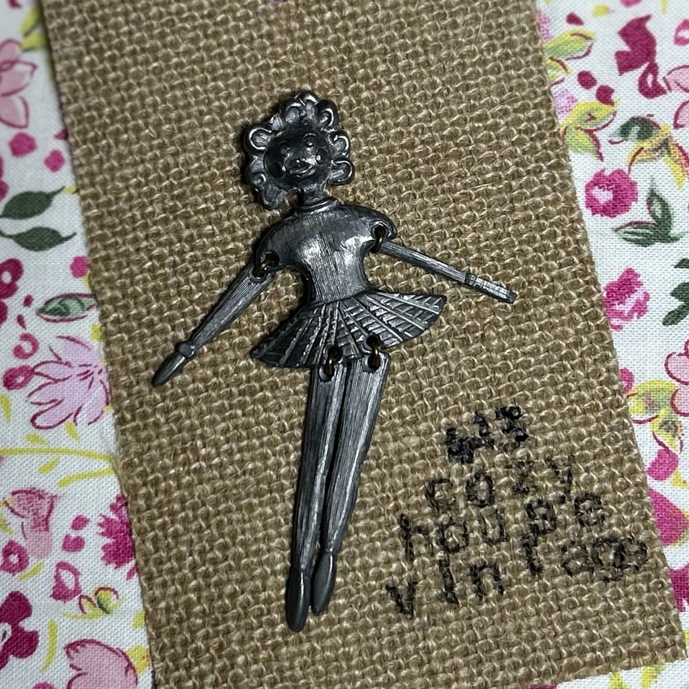 Vintage Hinged Dancing Girl Pin